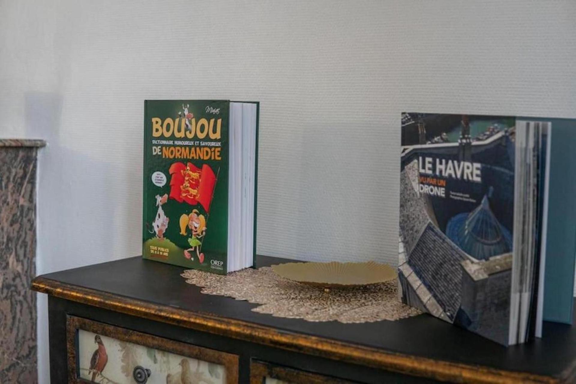 Le Boujou - Place De Parking - 200M Plage Étretat Kültér fotó